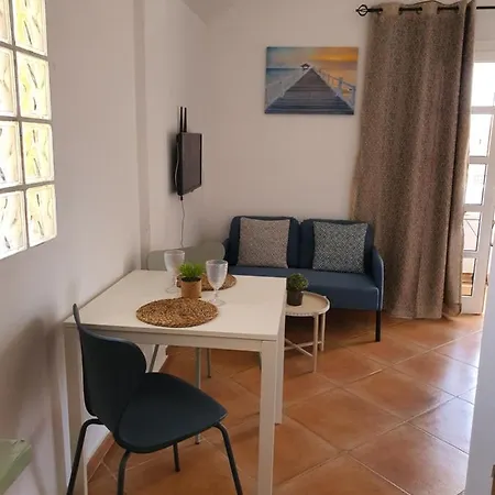 Ohana Roger Apartman